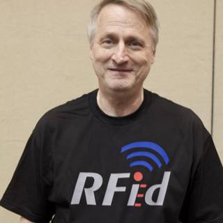 The Future of Clothing: RFID T-Shirt