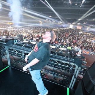DJ Erupts Before Massive Crowd at Wobbleland 2026