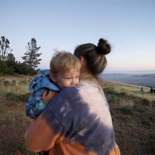 documentary-candid-portrait-with-environmental-context