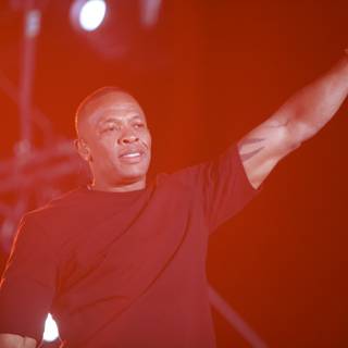 Dr. Dre Commands the Spotlight