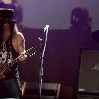 Slash Rocks Atlanta Stage in Gun N' Roses Concert