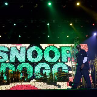 Snoop Dogg Takes Center Stage