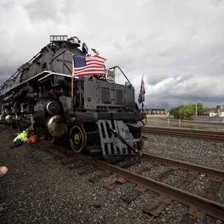 Historic Big Boy Locomotive Draws Crowd Under Stormy Skies