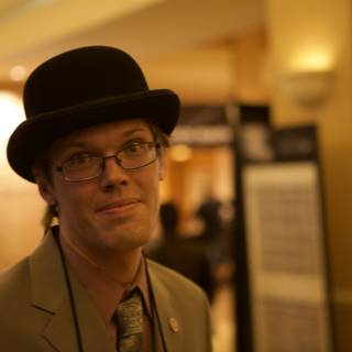 Hank Green Rocks a Sun Hat and Glasses at DEFCON