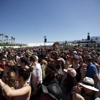 A Sea of People Jam to the Beat at Coachella 2017