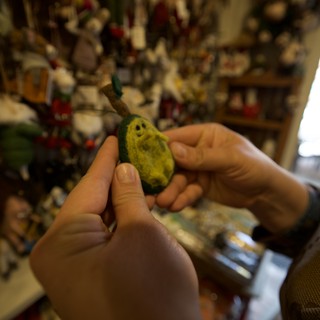antique shop, curiosity shop, or gift shop