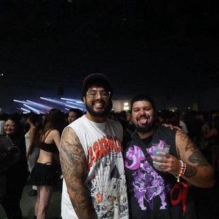 Two Friends Celebrate at Wobbleland Music Festival 2026