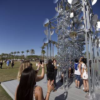 Antenna Sculpture Draws Crowd at Coachella