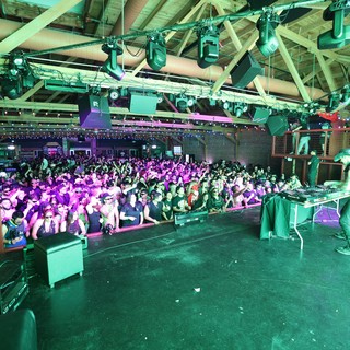 DJ Ignites Packed Crowd at Wobbleland Festival 2026