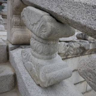 A Glimpse into Ancient Korea: The Stone Stairway and Pillar