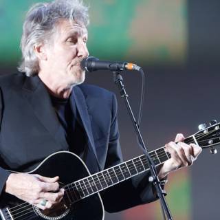 Roger Waters Serenades Coachella