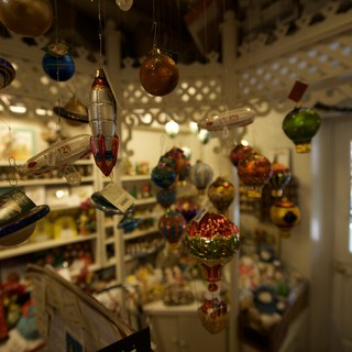 gift shop/specialty retail store