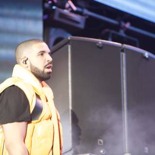 Drake Performs Solo at London's O2 Arena