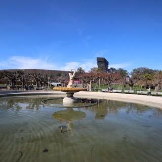 Sculptural Fountain at de Young Museum in Golden Gate Park
