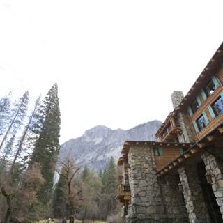 Majestic Wilderness Retreat, Yosemite 2023