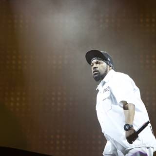 Ice Cube Lights Up the Stage