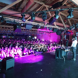 DJ Commands Packed Dance Floor at Wobbleland 2026