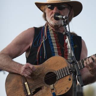 Willie Nelson's Acoustic Performance at Coachella Sunday 2007