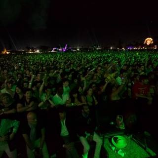 Green Lights and a Pumping Crowd