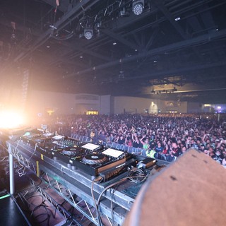 DJ Performs to Massive Crowd at Wobbleland 2026