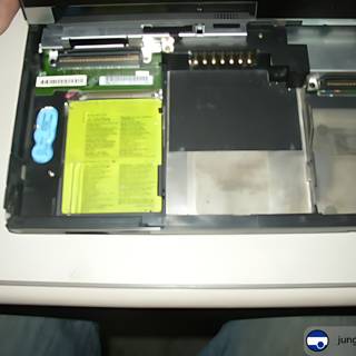 Laptop with Intact Battery