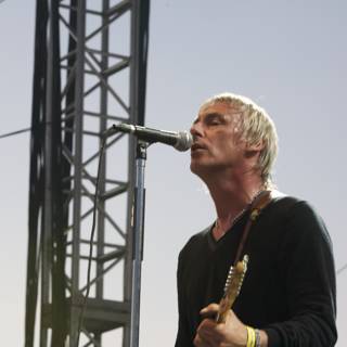 Paul Weller Rocks Coachella Stage with Soulful Mic Performance