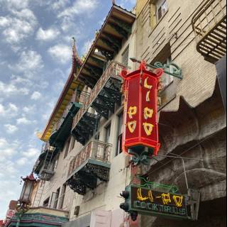Love Finds a Home in San Francisco's Chinatown