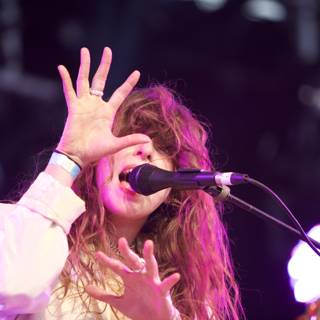 Victoria Legrand electrifies Coachella crowd with solo performance