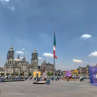 Cityscape of Plaza de la Libertad in Mexico City