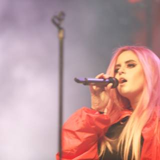 Pink-haired Singer Takes Center Stage