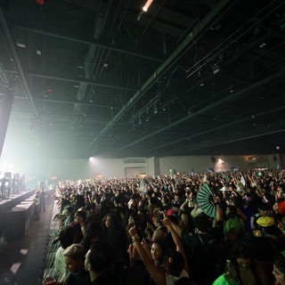 Massive EDM Crowd Surges at Wobbleland 2026