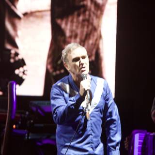 Morrissey Serenades the Crowd with His Microphone