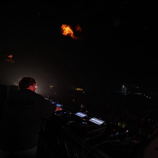 DJ Ignites the Night at Wobbleland Festival 2026