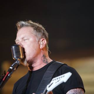 Electrifying Performance by Metallichead with Microphone