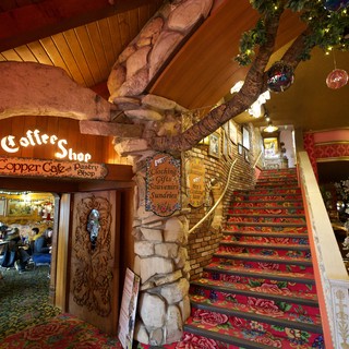 hotel and restaurant complex