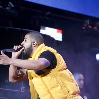 Drake Electrifies the Crowd at O2 Arena