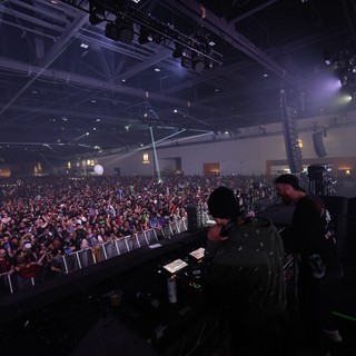DJ Duo Commands Massive Indoor Festival Crowd at Wobbleland