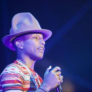 Pharrell Williams rocks 2014 Coachella in signature hats