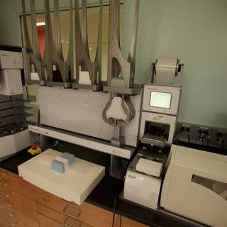 Laboratory Workstation