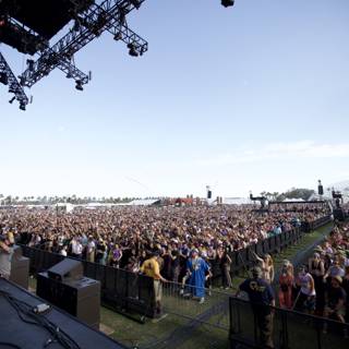 Coachella Crowd Goes Wild!