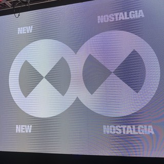 New vs Nostalgia: Concert Visual Display Comparison