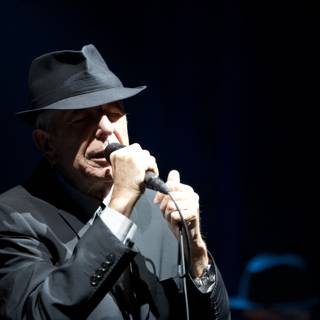 Leonard Cohen's Solo Performance at Coachella 2009