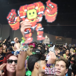 Massive Crowd Surges at Wobbleland 2026 Festival