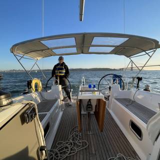 Sailing through the San Francisco Bay