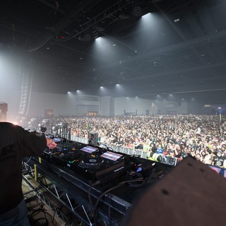 DJ Commands Massive Crowd at Wobbleland 2026
