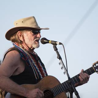 Willie Nelson: Country Music Icon in Action