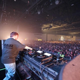DJ Performs to Massive Crowd at Wobbleland 2026