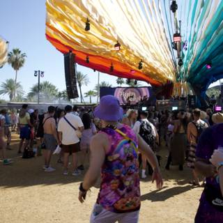 Vivid Colors and Vibrant Scenes at Coachella 2024