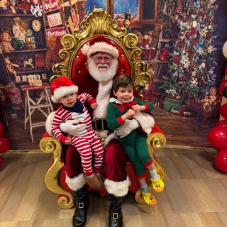 retail santa grotto or seasonal photo experience venue