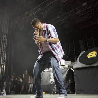On Stage with Chali 2na